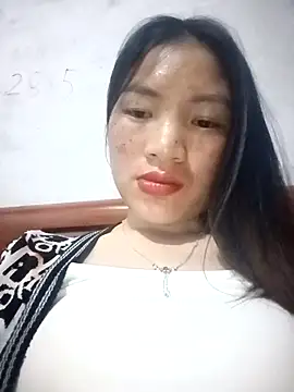 Snapshot of Adsato5 chatting on October 1, 2025, 4:46 pm Adsato5 online show from October 1, 2025, 4:46 pm