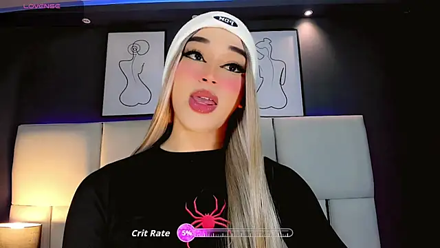 Valeriasmiithh online show from October 21, 2025, 8:42 pm