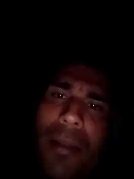 Alabestia12 online show from November 7, 2025, 6:57 am