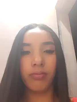 GabyGrifin online show from October 31, 2025, 3:18 am