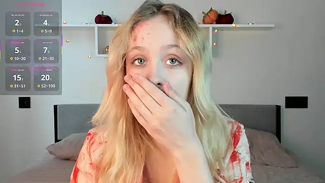 Snapshot of Julliakoill chatting on November 1, 2025, 9:00 am Julliakoill online show from November 1, 2025, 9:00 am