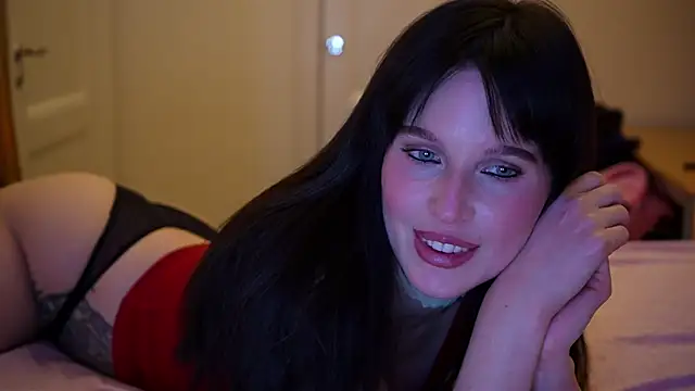 ellaa91 online show from November 17, 2025, 2:34 pm