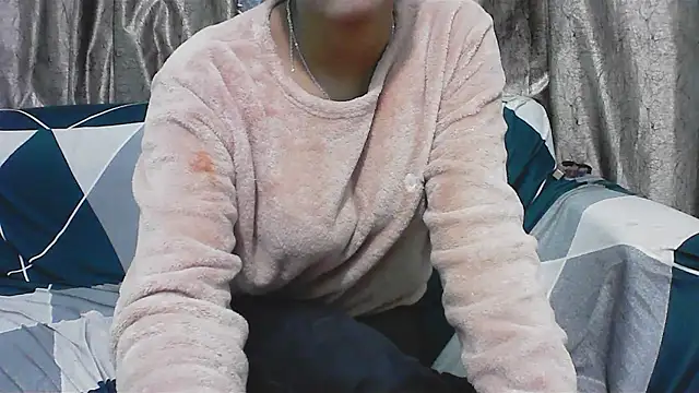 horny  couple  online show from January 8, 2026, 5:54 am