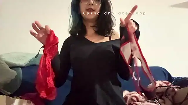 petitepeach6 online show from February 21, 2026, 9:16 pm