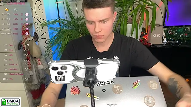 holy eggs 02 online show from December 19, 2025, 9:33 pm