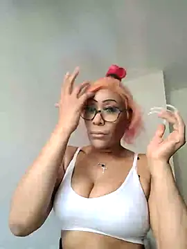 iamlalamilano online show from March 28, 2026, 12:38 pm