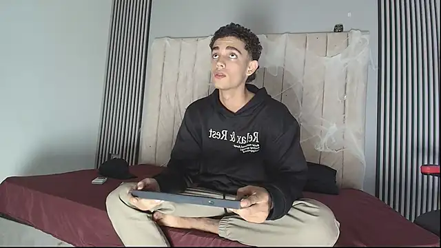 nathan shimmer online show from October 13, 2025, 8:53 pm