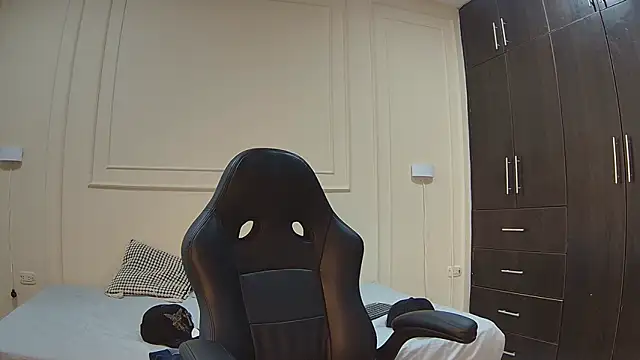 nathan shimmer online show from December 19, 2025, 9:11 pm