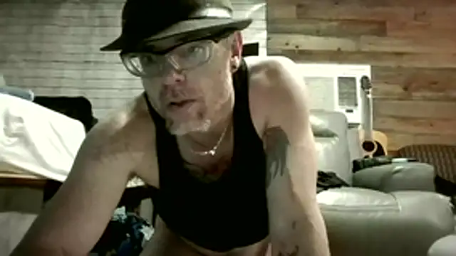 Billyschxh online show from February 23, 2026, 9:56 pm