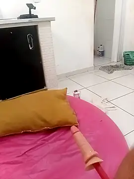 flavinhasensual online show from March 5, 2026, 12:12 pm