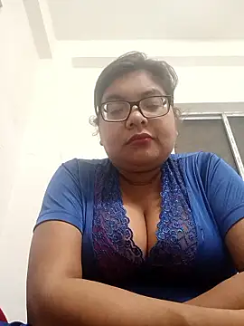 Elie couple143 online show from January 10, 2026, 6:42 pm