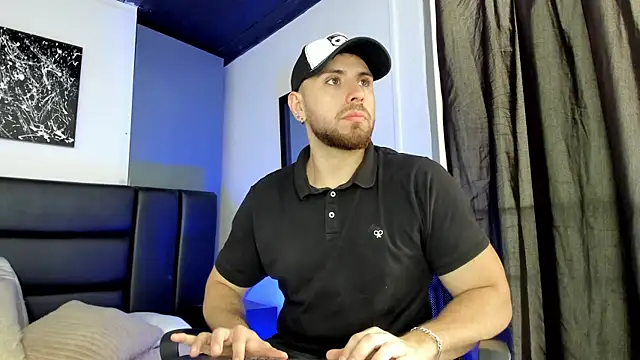 Maximo Wolff online show from September 19, 2025, 8:20 pm