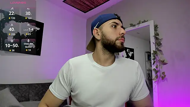 Maximo Wolff online show from December 15, 2025, 8:13 pm