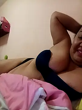 Caroomoom27 online show from September 21, 2025, 7:43 am