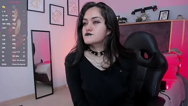 Azurra amatto2 online show from September 17, 2025, 8:32 pm