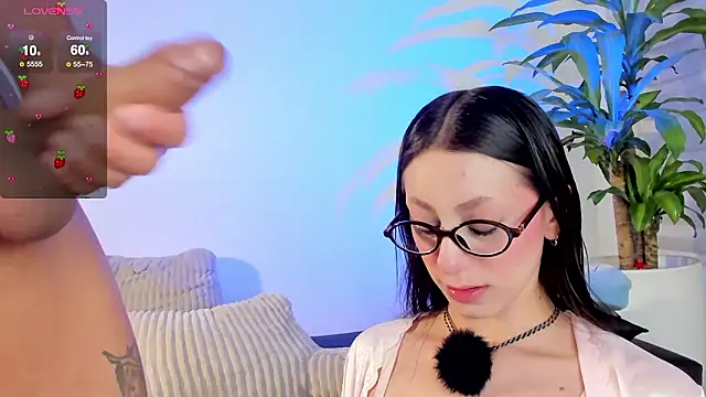 Snapshot of Scarlett_Jackson2 chatting on February 9, 2026, 6:39 am Scarlett Jackson2 online show from February 9, 2026, 6:39 am