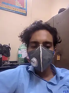 Snapshot of Sushant001 chatting on October 6, 2025, 6:38 pm Sushant001 online show from October 6, 2025, 6:38 pm