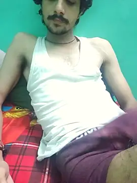 Sushant001 online show from June 18, 2026, 6:23 pm