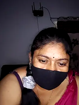 Telugu--Nadhini143 online show from October 6, 2025, 4:21 am