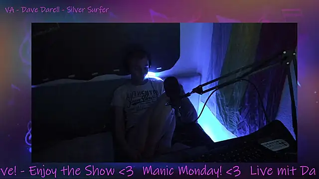 Snapshot of DaveLindau chatting on October 20, 2025, 8:42 pm DaveLindau online show from October 20, 2025, 8:42 pm