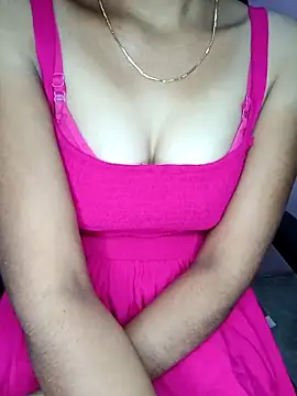 Nidhi lovely online show from December 17, 2025, 2:39 am