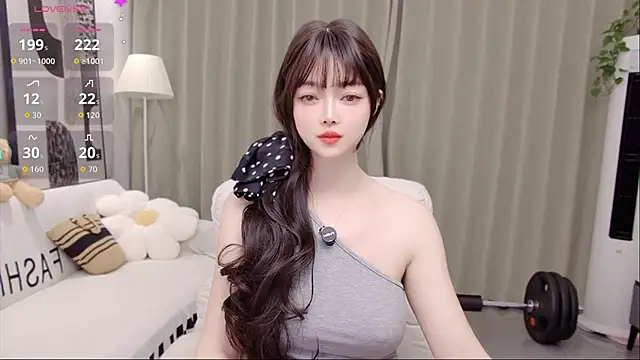 uikyy1 online show from April 3, 2026, 1:42 pm