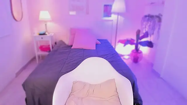 Snapshot of emma_soul1 chatting on November 5, 2025, 7:47 pm emma soul1 online show from November 5, 2025, 7:47 pm