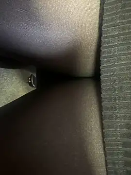 HiddenHoneyLDN online show from October 30, 2025, 10:16 am