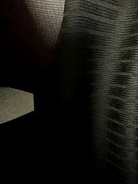 HiddenHoneyLDN online show from November 19, 2025, 11:54 am