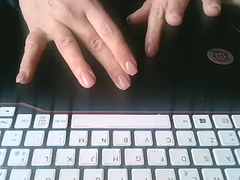 Snapshot of ITALIANASISIXX chatting on November 24, 2025, 1:11 pm ITALIANASISIXX online show from November 24, 2025, 1:11 pm