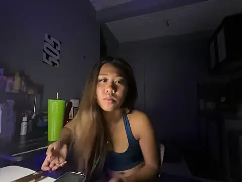 PinayLina18 online show from May 8, 2026, 2:28 am