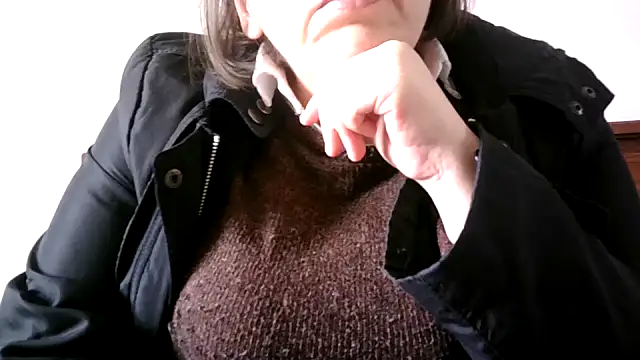 Snapshot of MISTRESSSONIA chatting on March 17, 2025, 12:46 pm MISTRESSSONIA online show from March 17, 2025, 12:46 pm