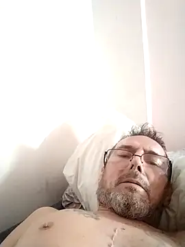 pakillobcn online show from October 6, 2025, 2:47 pm