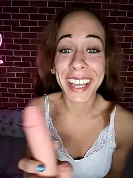 HotGinger66 online show from November 5, 2025, 8:25 am