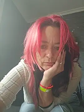 PrincessToRy online show from November 3, 2025, 10:27 am