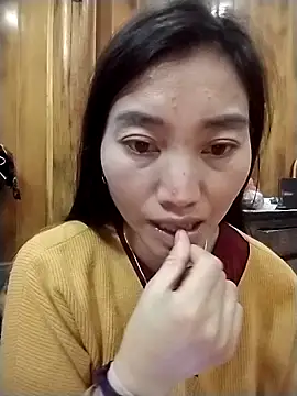 PhienPhien online show from October 19, 2025, 11:55 am