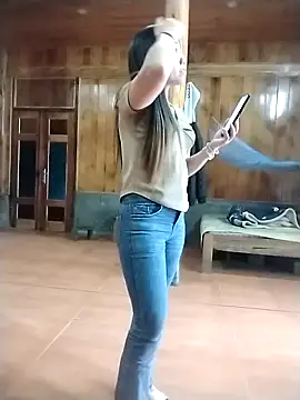 PhienPhien online show from October 27, 2025, 9:02 am