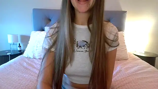 Snapshot of TaylorWest62 chatting on October 18, 2025, 1:56 pm TaylorWest62 online show from October 18, 2025, 1:56 pm