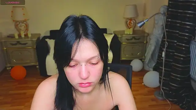 Snapshot of mimi_purrs chatting on November 12, 2025, 4:24 am mimi purrs online show from November 12, 2025, 4:24 am