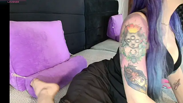 Snapshot of karlamoon23 chatting on March 2, 2026, 6:37 pm karlamoon23 online show from March 2, 2026, 6:37 pm