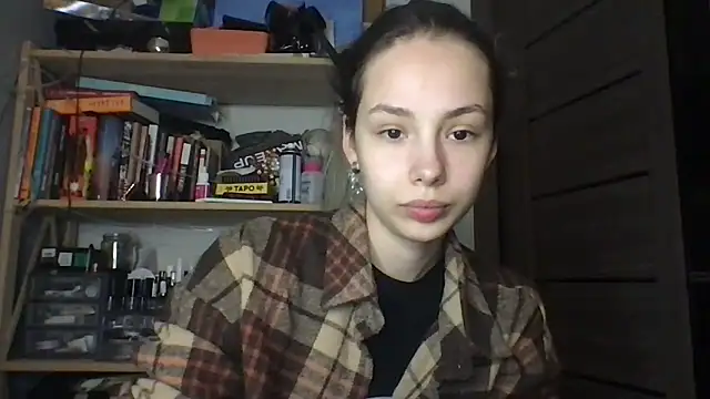 Yuna5343 online show from December 16, 2025, 8:14 pm