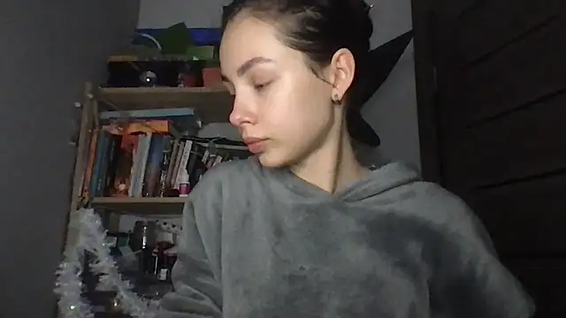 Yuna5343 online show from January 14, 2026, 8:36 pm