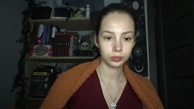 Yuna5343 online show from April 9, 2026, 9:31 pm