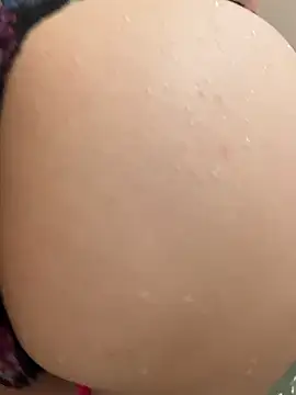 Snapshot of matma1206 chatting on October 14, 2025, 2:51 pm matma1206 online show from October 14, 2025, 2:51 pm