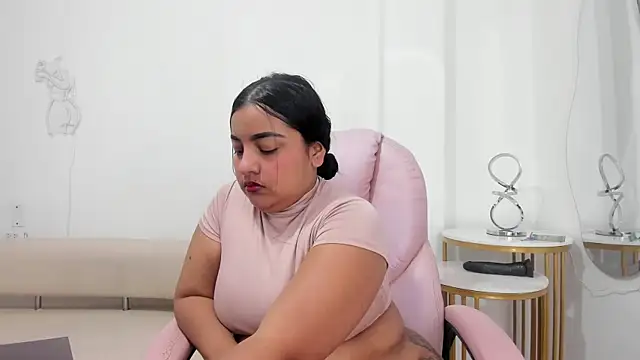 Chloe jackson25 online show from September 27, 2025, 11:54 pm