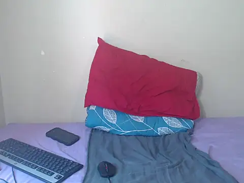  SweetLips  online show from February 28, 2026, 9:43 am