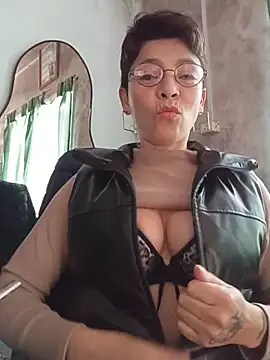 Lulypsicologasexual online show from July 10, 2026, 4:42 pm