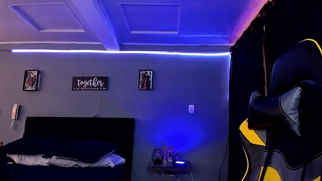 alexgiraldo   online show from September 23, 2025, 12:19 pm