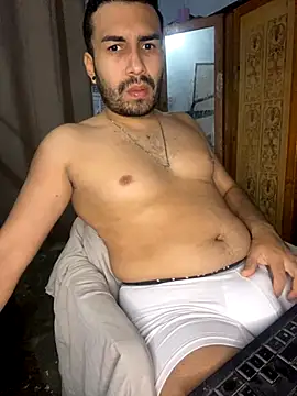 Snapshot of Alessandrogrey chatting on October 18, 2025, 4:15 am Alessandrogrey online show from October 18, 2025, 4:15 am