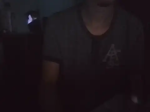 chicooxx online show from September 29, 2025, 3:33 am